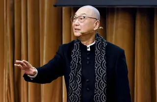 Dubbing actor Qiao Zhen answers questions at the December premiere of the Chinese-dubbed 1957 Billy Wilder classic Witness for the Prosecution in Shanghai. Photo: Handout