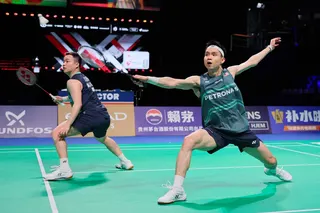 Malaysia’s men’s doubles pair Aaron Chia and Soh Wooi Yik in action against China’s Liang Wei Keng and Wang Chang during their quarter-final at the BWF Thomas and Uber Cup Finals 2026 at Forum Horsens today. — Bernama pic