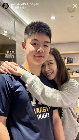 蔡依珊在連定捷18歲生日時，曾分享母子合照，替兒子感到驕傲。（翻攝蔡依珊IG）
