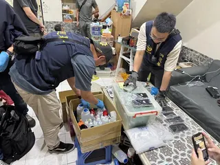 喪屍菸彈工廠被抄，海巡強勢攻堅。（圖／警方提供）