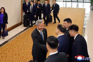 新加坡外交部長維文率團訪問北韓。翻攝KCNA