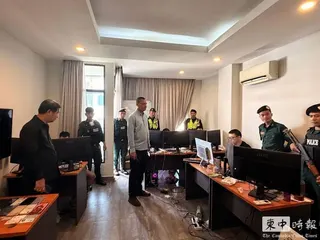 圖／執法人員在現場蒐證。（翻攝自柬中時報）