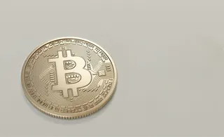 幣圈熊市未停⋯恐還更慘！經濟學家舉「3指標」警告：比特幣將恐怖崩盤