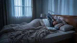 羅陽醫師說明，「癢」是異膚最核心的症狀，超過一半的異膚孩童因此影響睡眠。（示意圖／AI生成圖）
