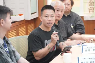 香港人權陣線發起人赴湯。 圖：華人民主書院協會提供