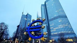 Bank of Italy chief warns of weak Italian growth, sees Eurozone inflation above 6%