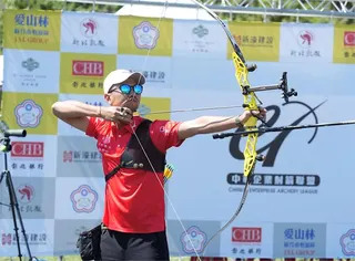 射箭／寒舍40分鐘橫掃3點奪首勝 奧運銀牌魏均珩擊敗戰友、兄弟對決成焦點