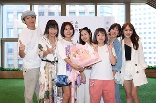 黃鐙輝（左起）、甄莉、余皓然、咪咪、萁萁、米可白、蔡逸帆。（圖／記者鄭孟晃攝影）