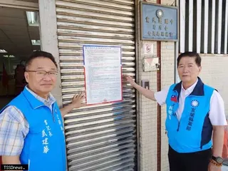 國民黨宜蘭縣委員會正式發布「一一五年宜蘭縣鄉鎮市民代表暨村里長選舉候選人提名登記公告」，縣黨部主委林明昌張貼公告。並公布經提名小組審議通過，年底地方選舉的「鄉鎮市長」及「縣議員」相關提名與徵召名單正式敲定，階段性布局已全數完成，展現國民黨深耕基層、團結整合的強烈決心 。（國民黨宜蘭縣黨部提供）