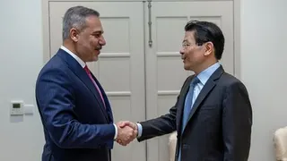 Turkish foreign minister welcomed by Singapore's premier