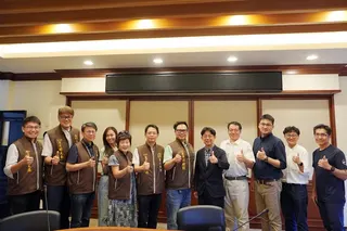 企業與學界再牽手！彰化中小企業榮譽指導員協進會拜訪大葉大學，交流產學合作與人才培育方向。（大葉大學提供）