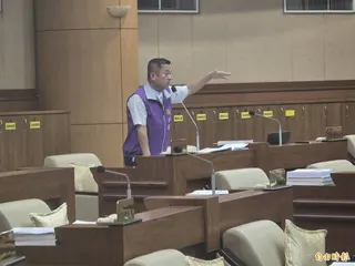 基隆市議員張耿輝建議調高鄰長事務費。(記者盧賢秀攝)