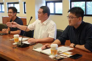 企業與學界再牽手！彰化中小企業榮譽指導員協進會拜訪大葉大學，交流產學合作與人才培育方向。（大葉大學提供）