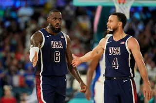 NBA／柯瑞親自來招募「詹柯連線」不是夢！美媒曝：勇士已鎖定「詹皇」