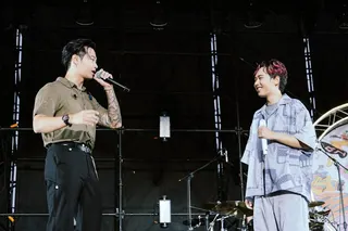 高爾宣OSN以「客座饒舌主唱」身分亂入理想混蛋演出。 (圖／ID.音樂節提供)