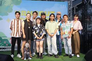 「原 Way 星球」演唱會集結Talaw 雷諾（左起）、Yinguyu Yatauyungana 高蕾雅、曾瑋中、曾宇辰、Lawis Aow 高金龍、Arase 阿拉斯、Chalaw Basiwali 查勞・巴西瓦里、Suming 舒米恩。（圖／記者鄭孟晃攝影）