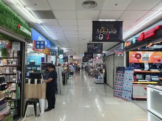 台北光華商場內，商家提供各種DIY電腦規格組合。  （聯合報系資料照）