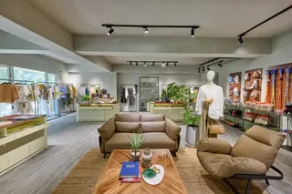 奇威集團於林口打造全台首間「奇威花園 Keywear Garden」旗艦店，佔地近百坪，規劃２層樓複合式生活空間，象徵品牌發展的重要里程碑。（圖／奇威集團提供）