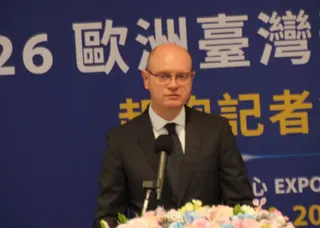 ▲畢爾斯基受訪說，波蘭歡迎所有台灣投資，包括半導體、電動車等先進產業，但像是奇美先前也有選擇在波蘭設廠，所以無論是從高科技產業到食品業都十分歡迎。（圖／記者鍾泓良攝影）