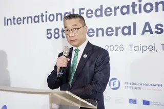 徐國勇強調，民進黨將持續強化台灣的民主韌性，更致力於和國際民主夥伴攜手合作，共同抵抗威權並捍衛自由（圖／民進黨提供）