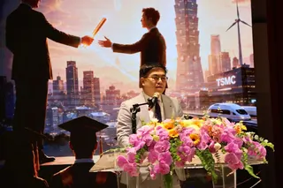 環境部部長彭啓明勉勵畢業生勇於開創屬於自己的道路 (北科大提供)