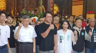 疑被黃珊珊助理爆「與藍喬法案」　黃國昌：他從民進黨來的