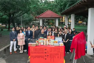 BL劇《心機》今在台北市松山區開鏡，主創團隊與演員為戲祈福。（大鴻藝術提供）