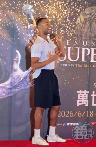 賈馮·金（Javon King）透露，上台前會聽音樂放鬆，最常播放碧昂絲歌曲，笑說絕不會聽《萬世巨星》的音樂。