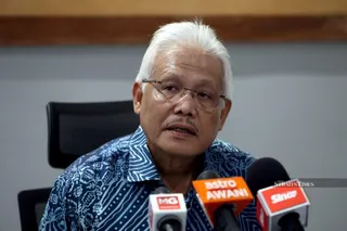 Hamzah says Parti Wawasan Negara aims to strengthen Malay political unity by serving as a bridge between Pas and Umno following its admission into Perikatan Nasional. – NSTP/Hairul Anuar Rahim