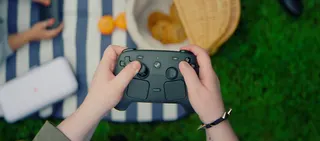 玩家打造自动行走Steam手柄 可以震动寻路直奔充电座