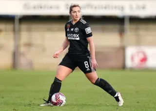 Maddy Cusack on the ball for Sheffield United
