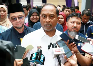 Barisan Nasional (BN) will campaign on its policies and track record instead of resorting to personal attacks or negative campaigning in the Johor election, says Datuk Seri Dr Zambry Abdul Kadir. NSTP/FAIZ ANUAR