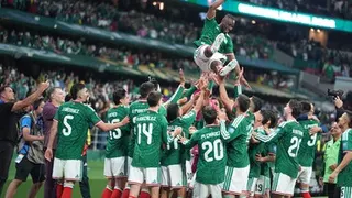 Mexico beat Ecuador to end 40-year World Cup knockout drought at home
