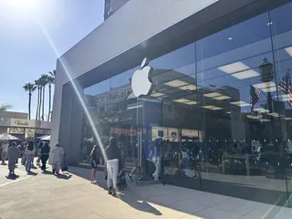 蘋果店工作人員表示，近期多款產品調整售價，包括iPad、Mac、HomePod及...