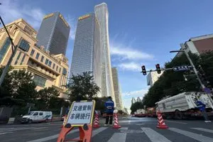 小飛機撞北京最高大樓 彭博：曾與海航客機相距不到500公尺