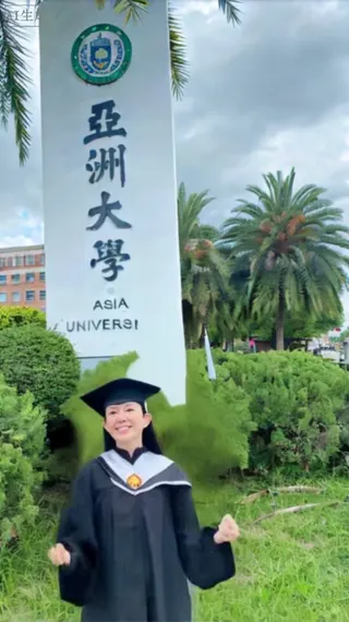 狄鶯分享合成影片。翻攝狄鶯臉書