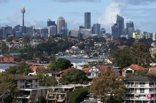 澳洲房产拍卖市场突然转冷。悉尼清盘率跌至六年多来最低，墨尔本也创近五年最差表现，不到一半挂牌拍卖住宅成功售出。 （路透社）