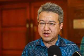 Malaysia must increase women's participation in the workforce if it hopes to accelerate income growth and achieve high-income nation status, Deputy Finance Minister Datuk Seri Liew Chin Tong said today. NSTP file pic