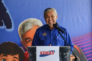 Barisan Nasional (BN) chairman Datuk Seri Dr Ahmad Zahid Hamidi said that BN enjoys a very good relationship with Pakatan Harapan (PH) at the federal level, with cooperation between the two political coalitions remaining strong despite the heat of the Johor state election campaign. — NSTP/NAJMI NOR’AZAM
