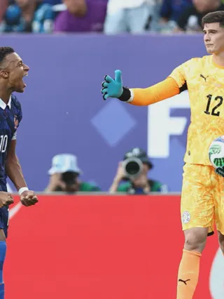 Mbappé penalty Paraguay use rowdy tactics