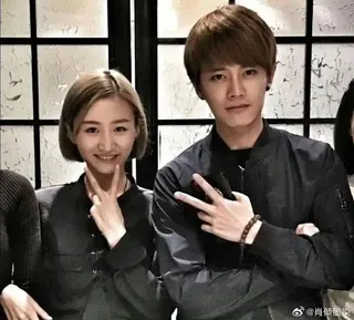 任嘉倫（右）與聶歡婚後生活低調。翻攝微博