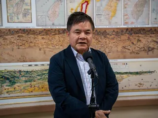對於萬美玲之子佀廣洋爭議，民進黨立院黨團幹事長莊瑞雄表示，火只會越燒越大，從「不...