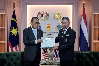 Defence Minister Datuk Seri Mohamed Khaled Nordin said Thailand informed Malaysia of the appointment of Thanut Suvarnananda as the Royal Thai Government’s Chief of the Peace Dialogue during bilateral talks with Thai Defence Minister Lieutenant General Adul Boonthumjaroen today. NSTP/RAIHANA MANSOR