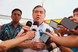 Transport Minister Anthony Loke said the cabinet had agreed in principle to the proposal at its meeting on Wednesday,  paving the way for stakeholder consultations before the Bill is tabled in Parliament. - BERNAMA PIC