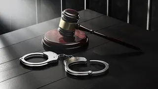 借款逾百万新元扮富二代 中国留学生诈骗被判监11年