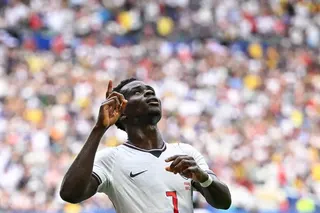 TOPSHOT - England's forward #07 Bukayo Saka celebrates scoring his team's fourth goal during the 2026 World Cup football tournament third-place match between France and England at the Miami Stadium in Miami on July 18, 2026.  (Photo by CHANDAN KHANNA / AFP)
