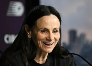 Sandy Brondello of the Toronto Tempo has been a head coach in the WNBA since 2014, winning titles with Phoenix and New York.