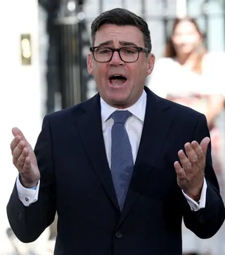 英國新任首相柏能。（新華社）