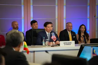 美國國務卿盧比歐（中）22日出席東協外長會議。（x.com/ASEAN）