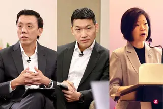 现任交通部代部长兼财政部高级政务部长萧振祥（左），将擢升为交通部长兼财政部第二部长。现任文化、社区及青年部代部长兼教育部高级政务部长梁振伟（中），升任文化、社区及青年部长兼教育部第二部长。现任外交部兼内政部高级政务部长沈颖（右），升任这两个部门的第二部长。 （档案照片）